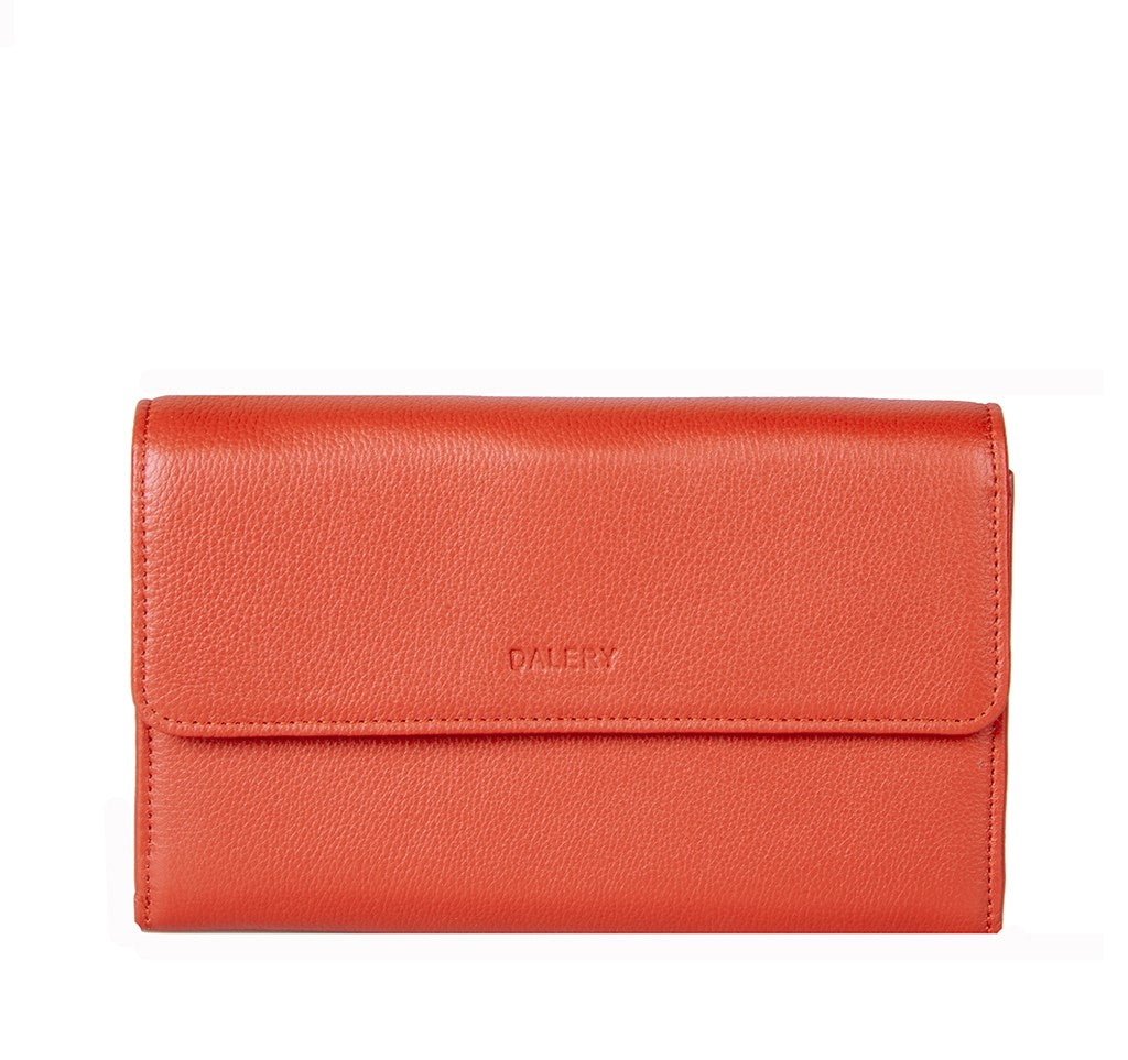 PATRICIA leather companion