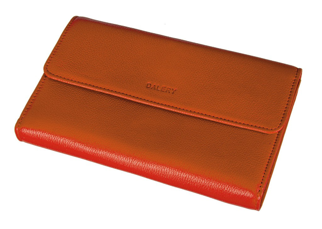 PATRICIA leather companion