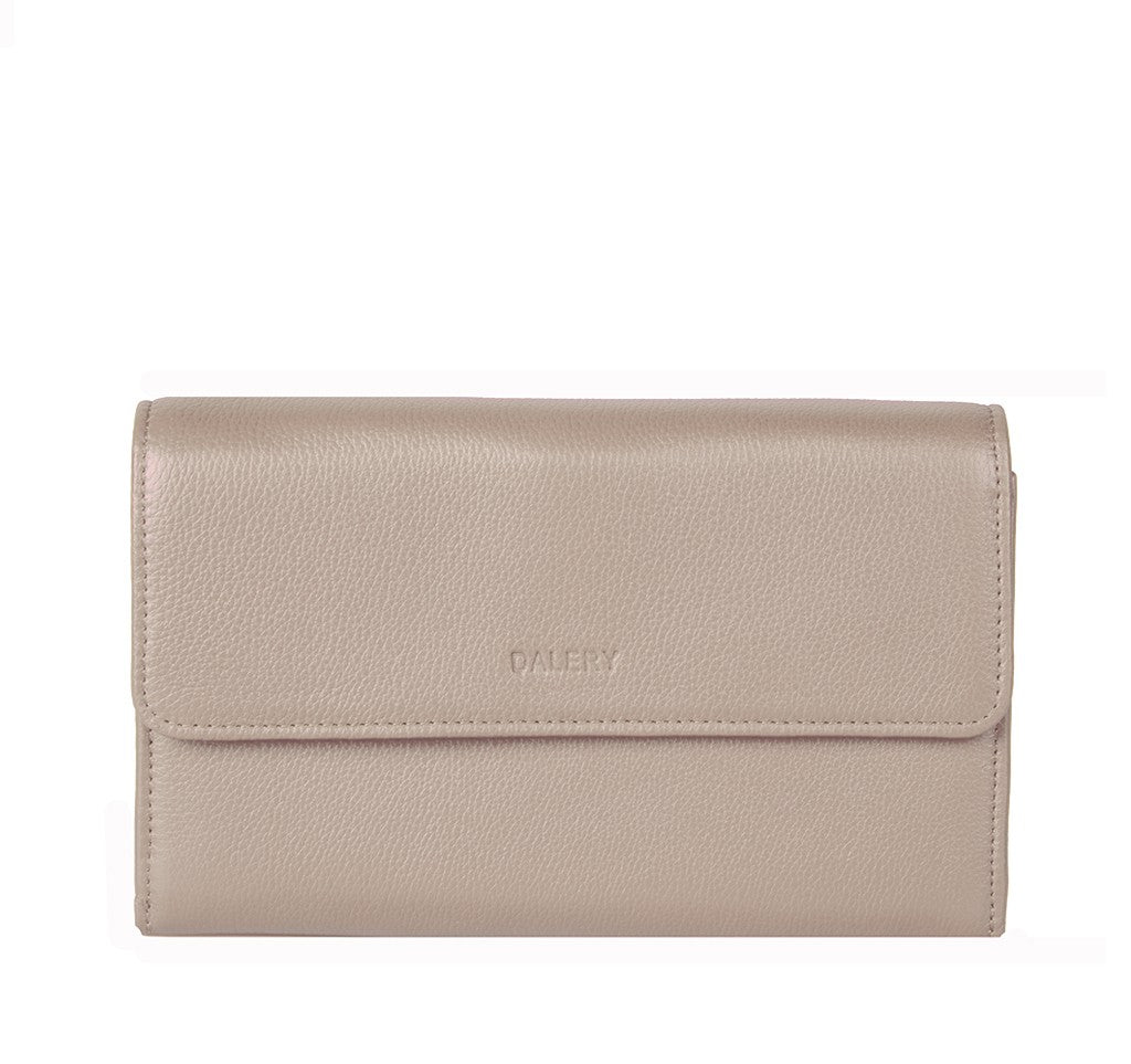 PATRICIA leather companion