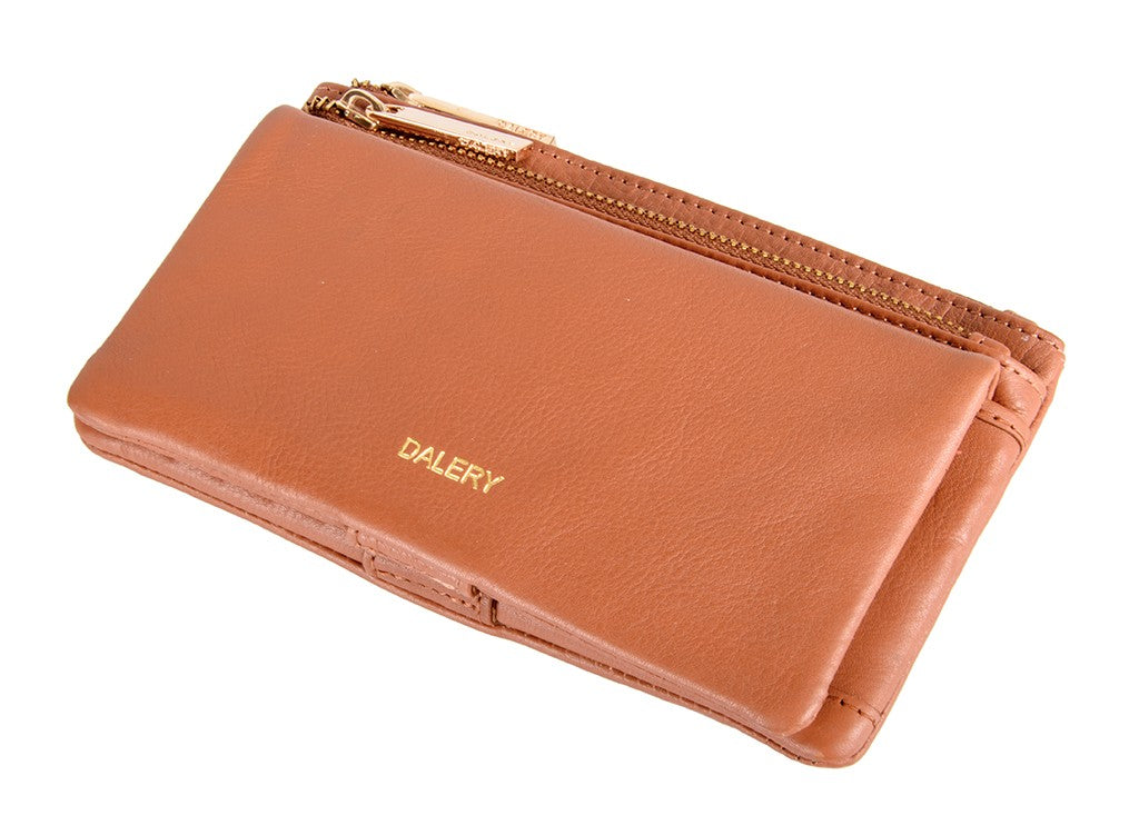 LEIA leather companion