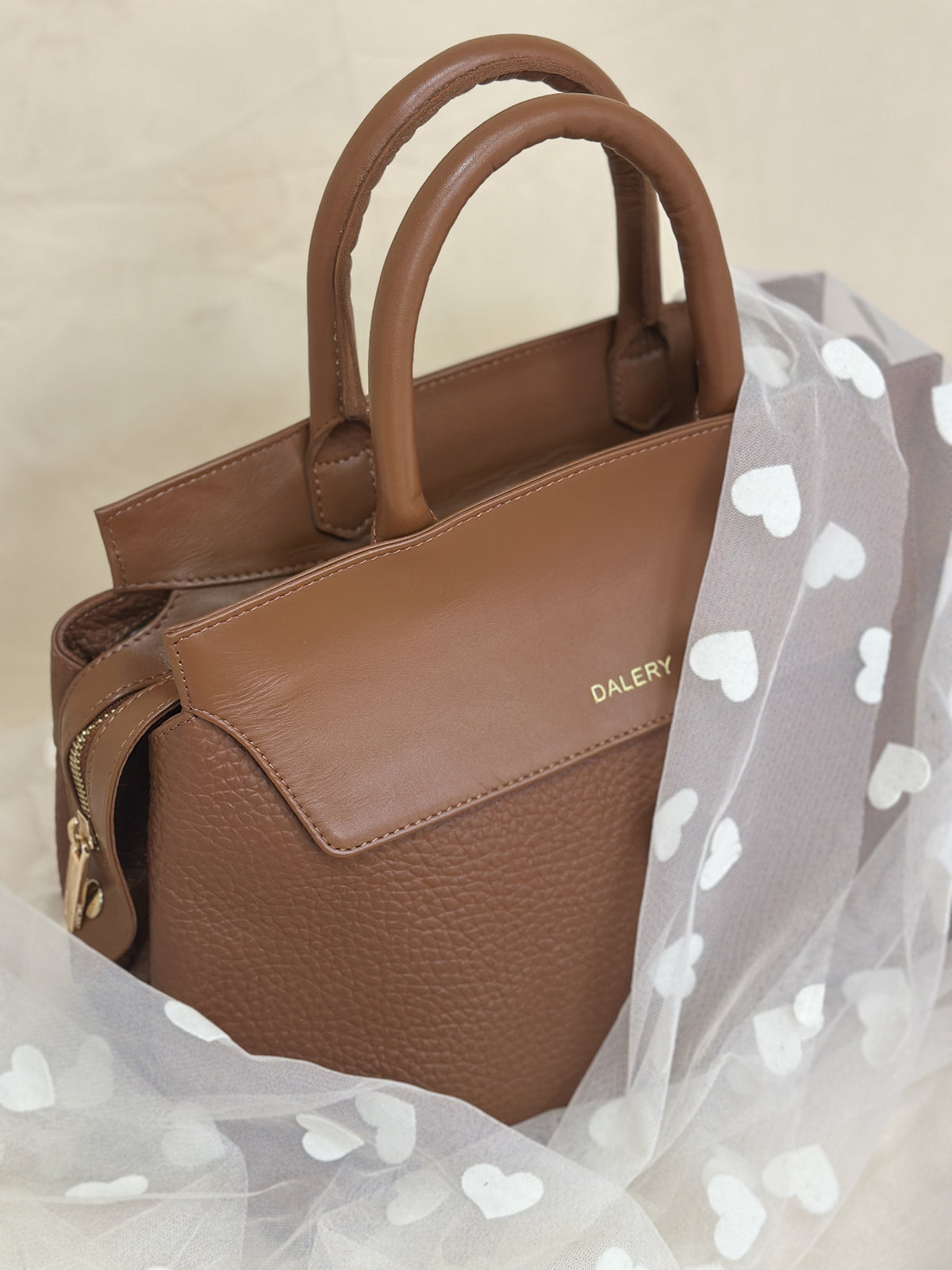 MADAME M Leather bag